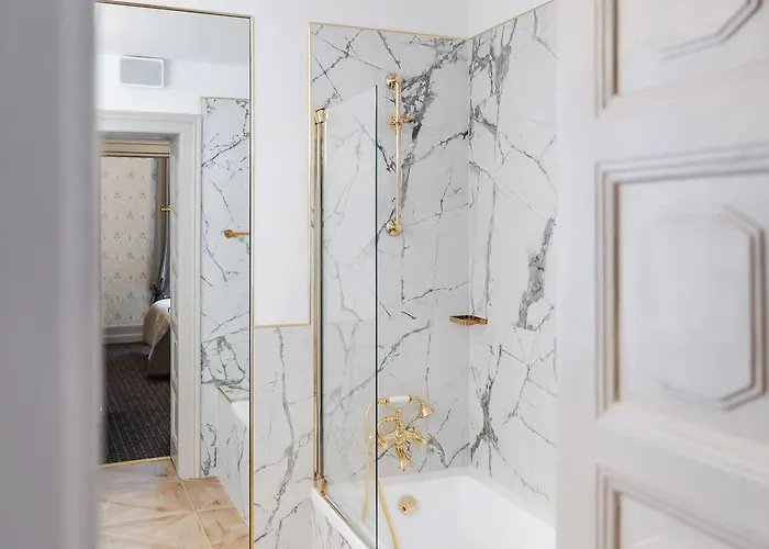 H15 Francuski Old Town - Destigo 5* Krakau