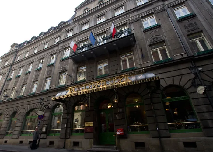 H15 Francuski Old Town - Destigo Hotel