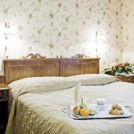 H15 Francuski Old Town - Destigo קרקוב