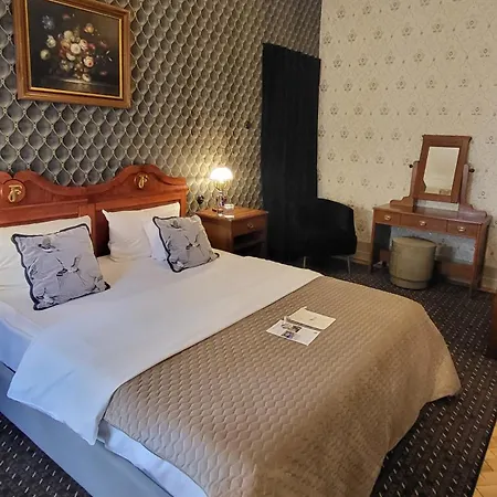 H15 Francuski Old Town - Destigo 5* Krakow