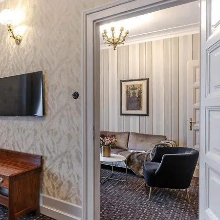 H15 Francuski Old Town - Destigo 5*