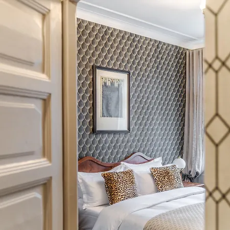 H15 Francuski Old Town - Destigo