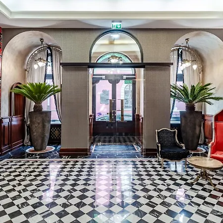 فندق H15 Francuski Old Town - Destigo كراكوفيا