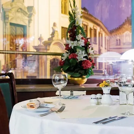 מלון H15 Francuski Old Town - Destigo 5*