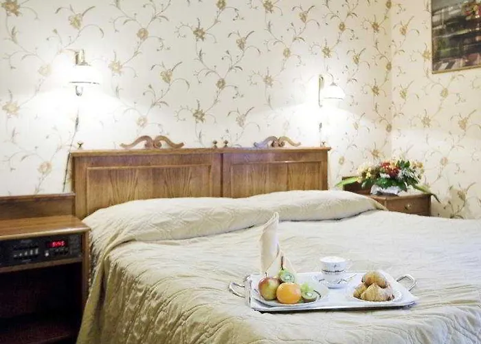 H15 Francuski Old Town - Destigo كراكوفيا