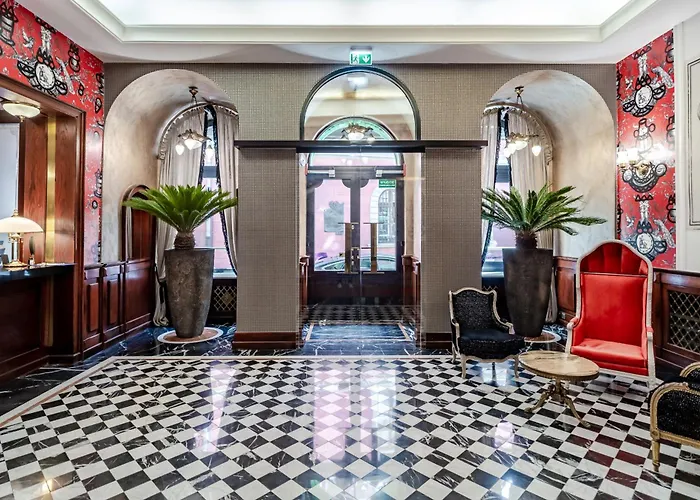 فندق H15 Francuski Old Town - Destigo كراكوفيا