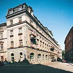 فندق H15 Francuski Old Town - Destigo كراكوفيا