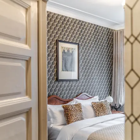 H15 Francuski Old Town - Destigo 5*