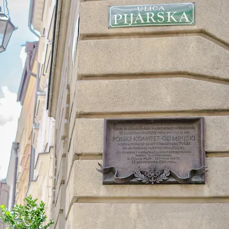 H15 Francuski Old Town - Destigo