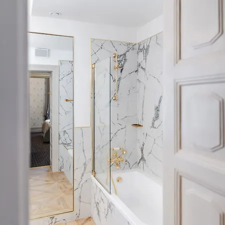 H15 Francuski Old Town - Destigo 5* Cracóvia