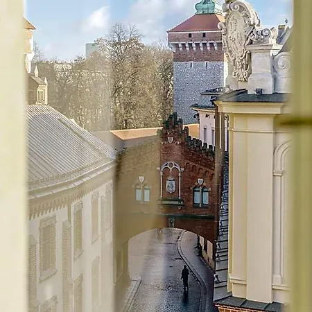 Hotell H15 Francuski Old Town - Destigo 5*