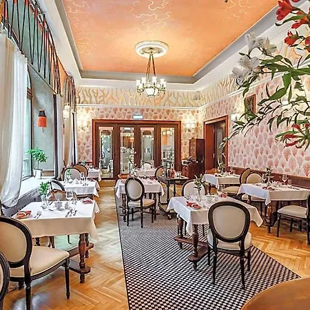 H15 Francuski Old Town - Destigo Hotell Kraków