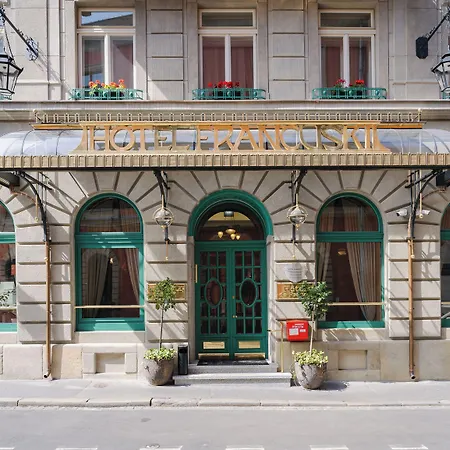 H15 Francuski Old Town - Destigo 5*
