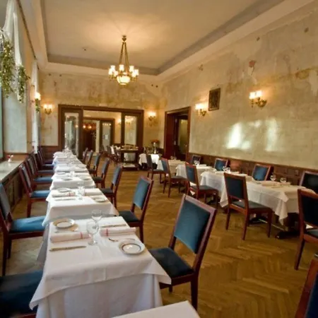 H15 Francuski Old Town - Destigo Hotel Krakow