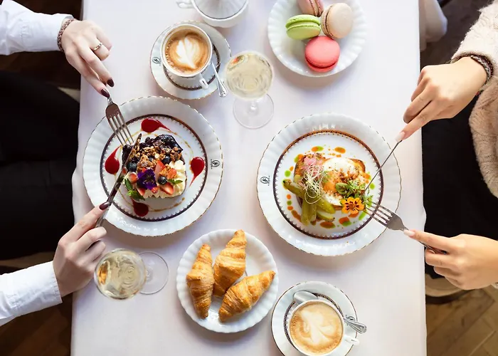 מלון H15 Francuski Old Town - Destigo 5*