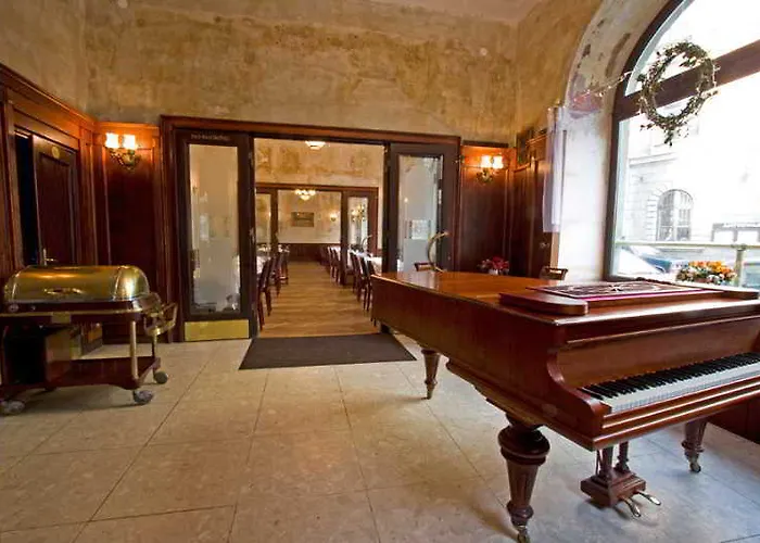 H15 Francuski Old Town - Destigo 5* קרקוב