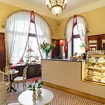 H15 Francuski Old Town - Destigo