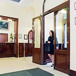 H15 Francuski Old Town - Destigo