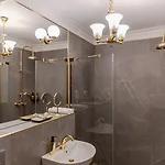 H15 Francuski Old Town - Destigo 5*