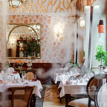 H15 Francuski Old Town - Destigo 5* Krakov