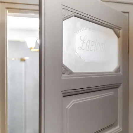 Hotel H15 Francuski Old Town - Destigo