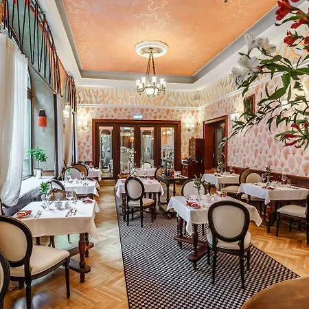 H15 Francuski Old Town - Destigo Krakov