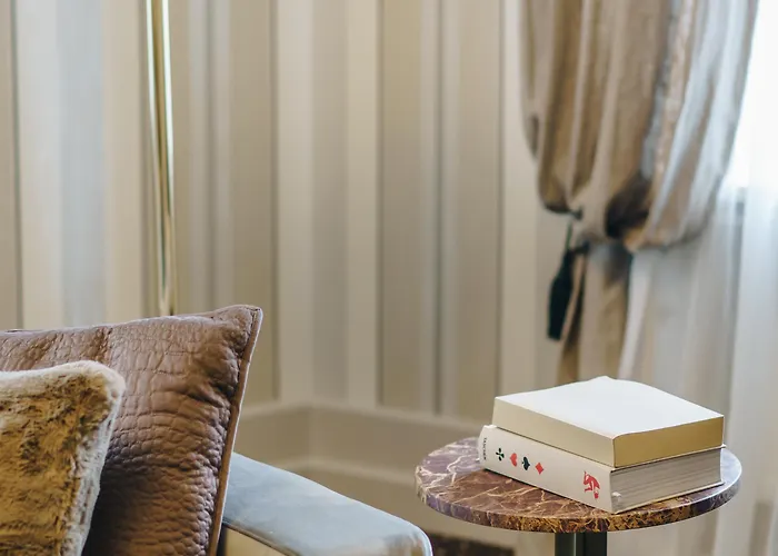 H15 Francuski Old Town - Destigo 5*