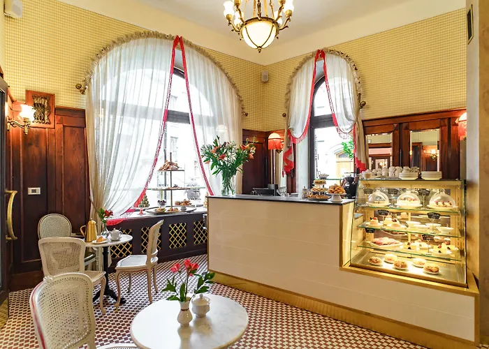 H15 Francuski Old Town - Destigo