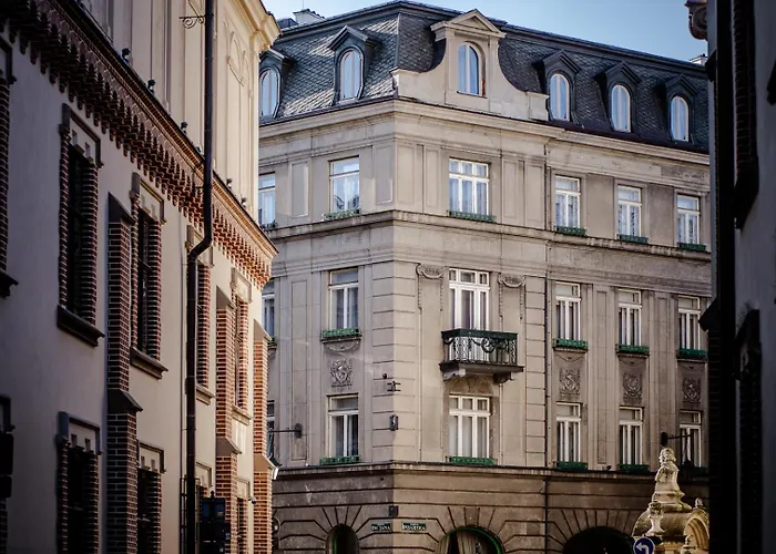 H15 Francuski Old Town - Destigo Cracovia